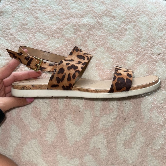 cheetah print sandals - Picture 2 of 4
